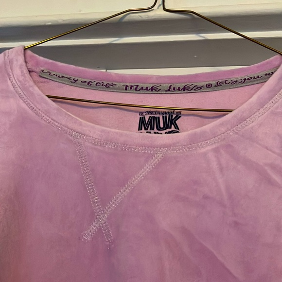 Muk Luks , super soft, wants me purple top - Picture 3 of 7